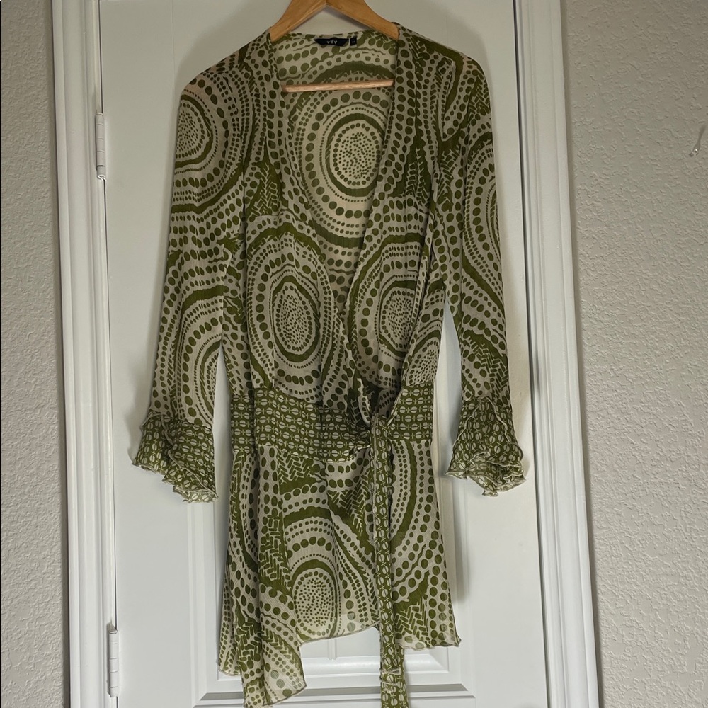 Green and Cream Wrap Dress with Circular Print size 10